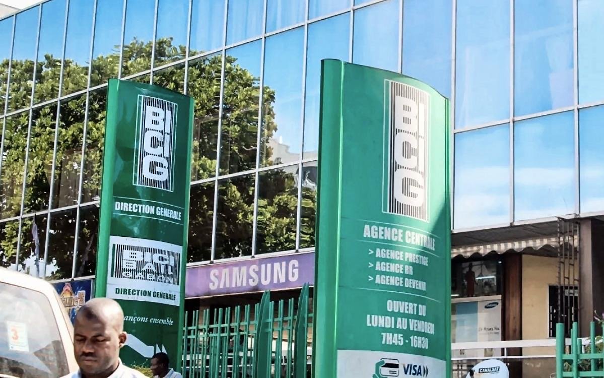 Bancarisation au Gabon : Avec un taux de bancarisation de 30 % contre 10 % en Afrique, le Gabon montre la voie