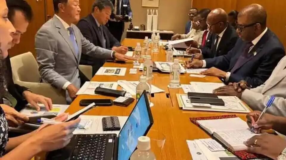 Partenariat économique: le Japon prêt à implanter une unité de transformation du manganèse au Gabon