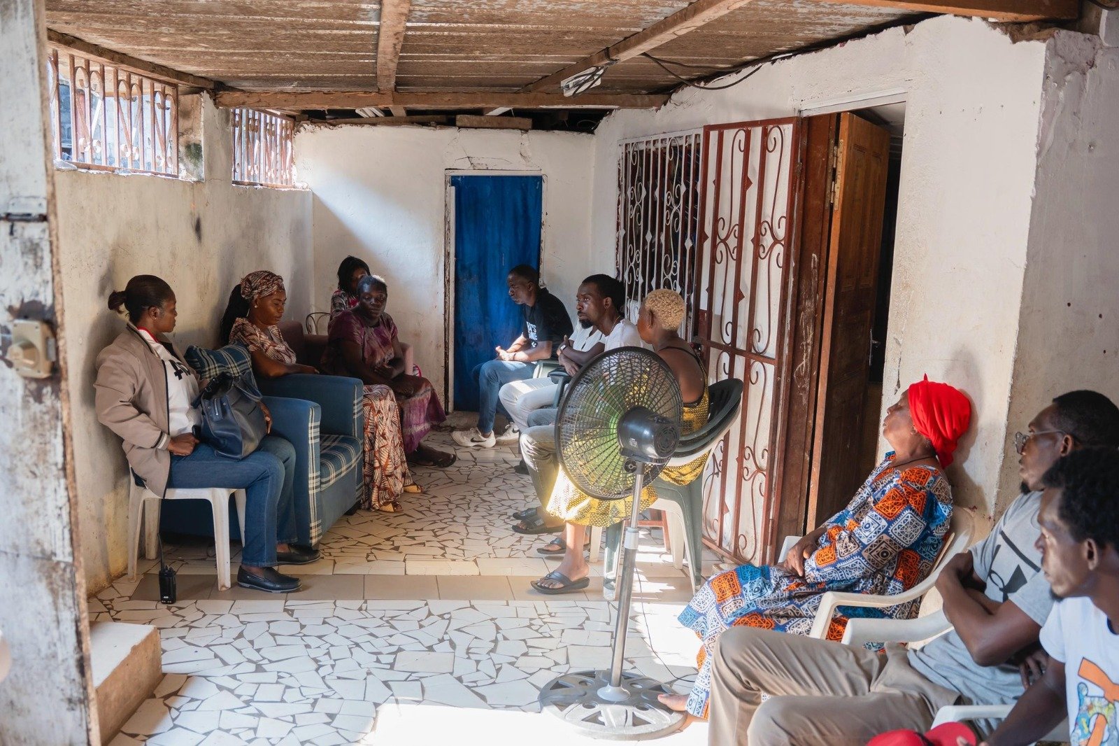 Crime odieux à l’encontre de la petite Esther : Zita Oligui Nguema au chevet de la famille éplorée