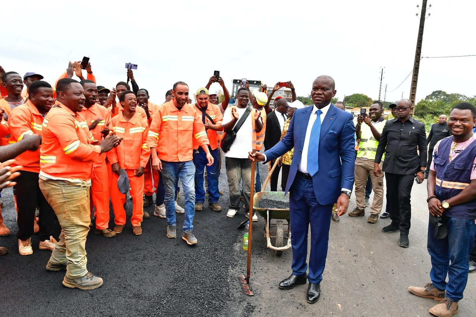 Gabon : inauguration d’infrastructures majeures à Kango et Cocobeach