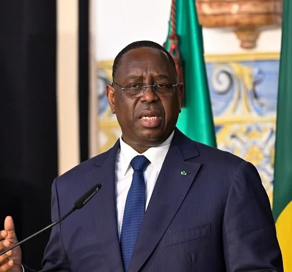 Sénégal : Macky Sall entre en jeu face à l’accusation de « dette cachée »