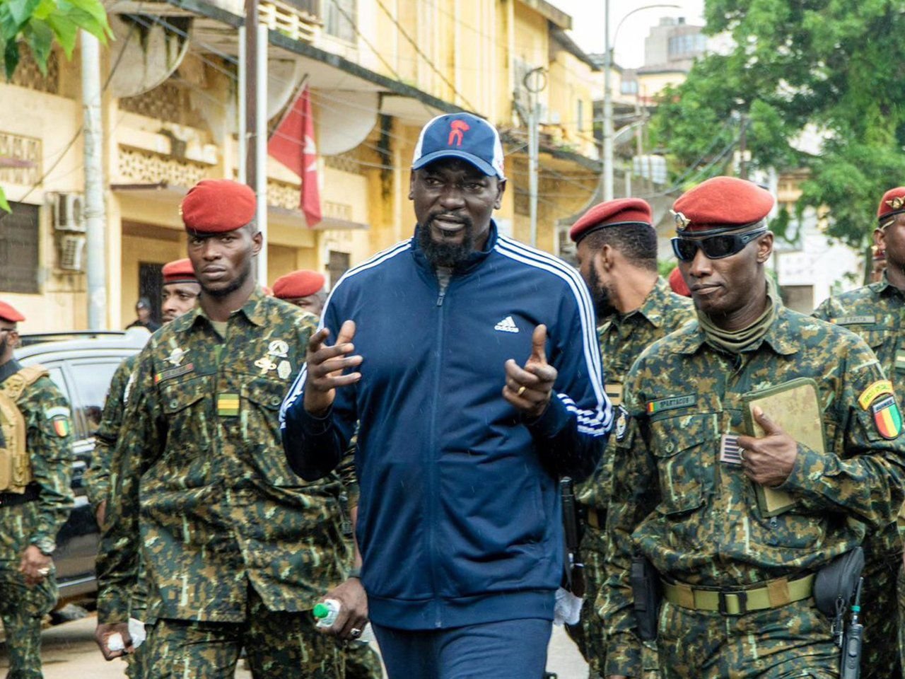 Guinée : un référendum constitutionnel qui ouvre la voie à la présidentielle de décembre