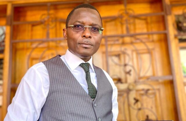 Mandat de dépôt pour Alain Simplice Boungoueres : enquête en cours sur des malversations présumées