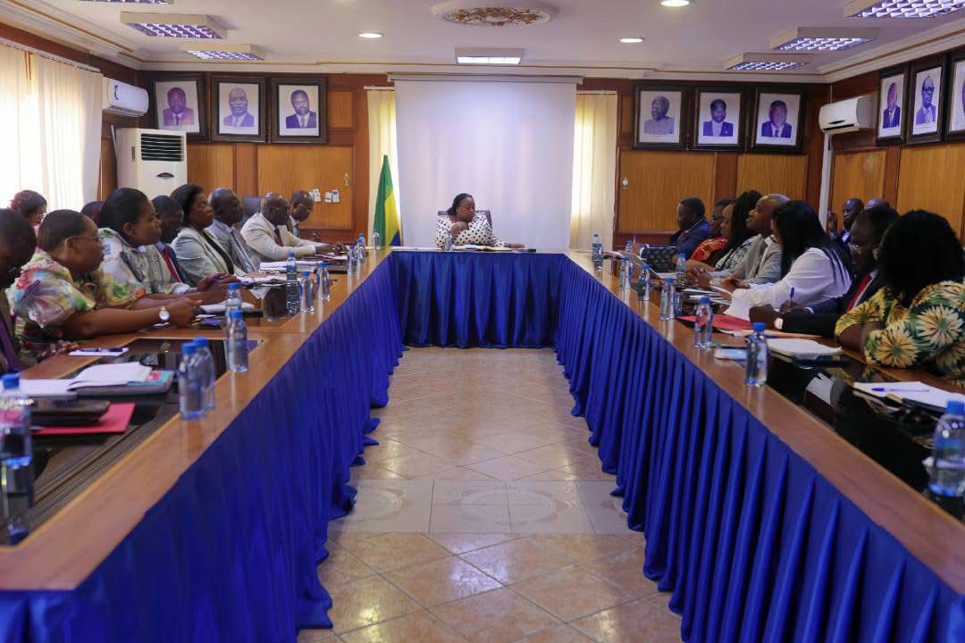 Lutte contre les violences en milieu scolaire : le ministère de l’Éducation nationale renforce sa stratégie d’action