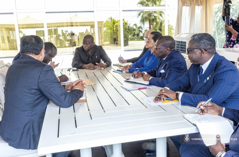 Gabon moderne : le Chef de l’État évalue les avancées du Groupe Porteo