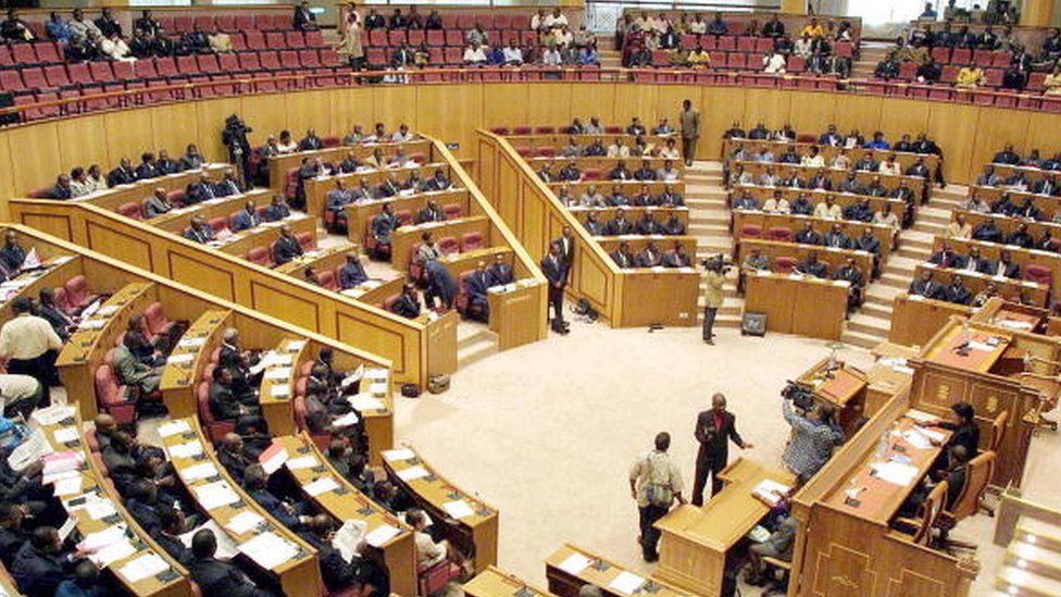 Assemblée Nationale : les vice-présidents du bureau élus avec de larges scores