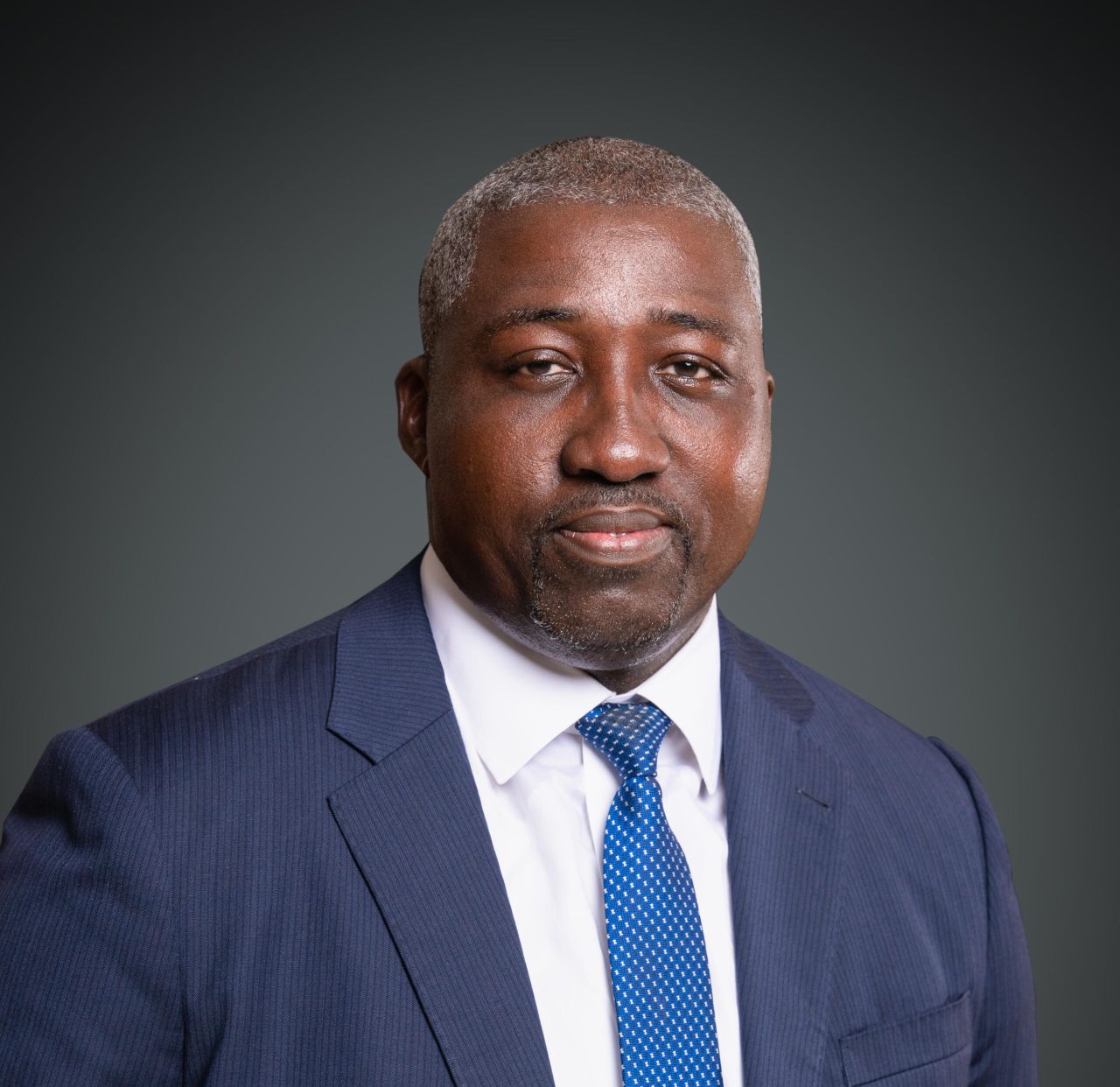 Un plébiscite sans équivoque: Maître Raymond Obame Sima reconduit à la tête du Barreau