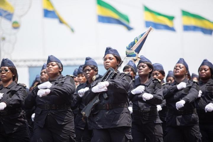 Forces de Défense : de nouvelles mesures pour les officiers généraux et attachés de Défense