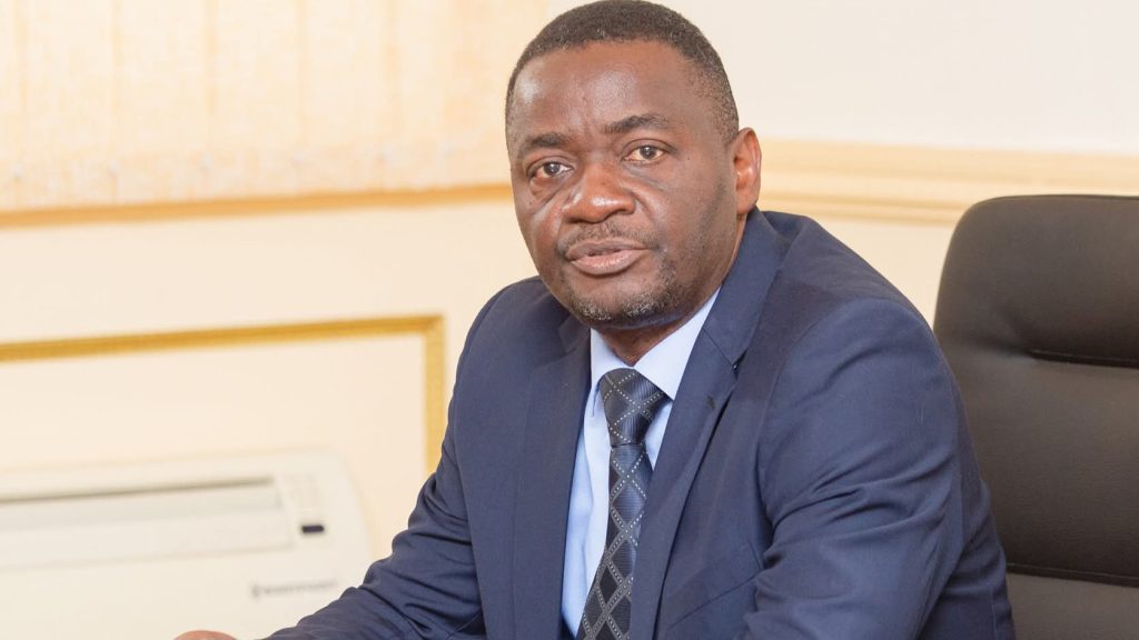 Libreville : la mairie serre la vis et bannit le commerce ambulant de l’Hôtel de Ville