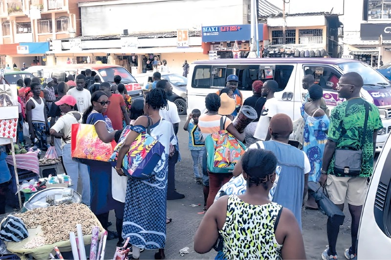 Libreville s’embrase pour le Nouvel An : entre effervescence festive et prudence citoyenne