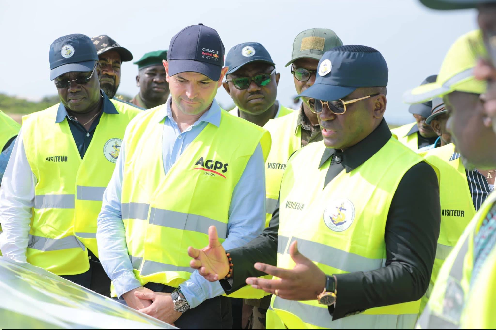  Anges Kevin NZIGOU présent la vision de la plateforme