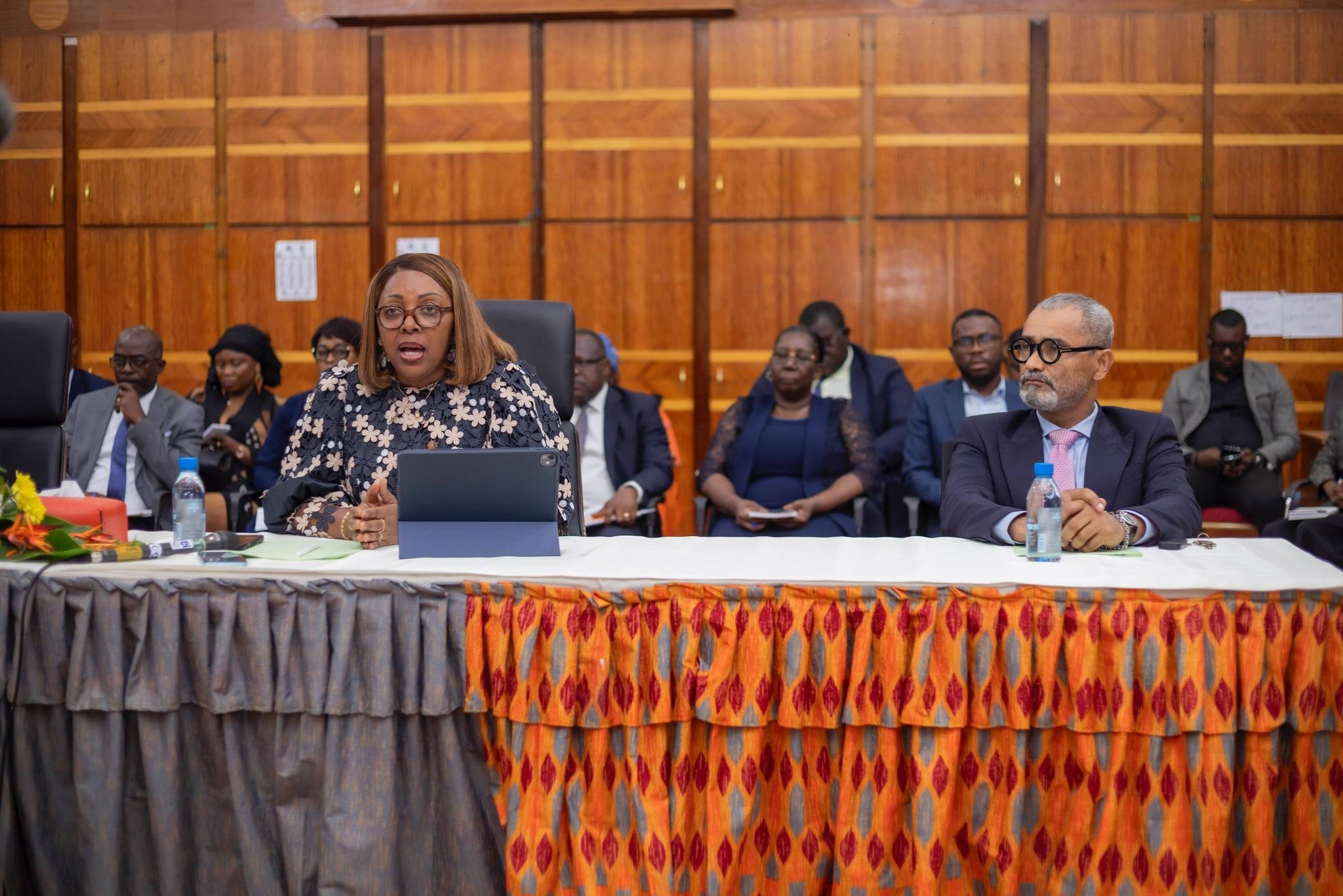 Fonction publique : « Dans la Ve République, l’agent public doit retrouver ses lettres de noblesse » Laurence Ndong