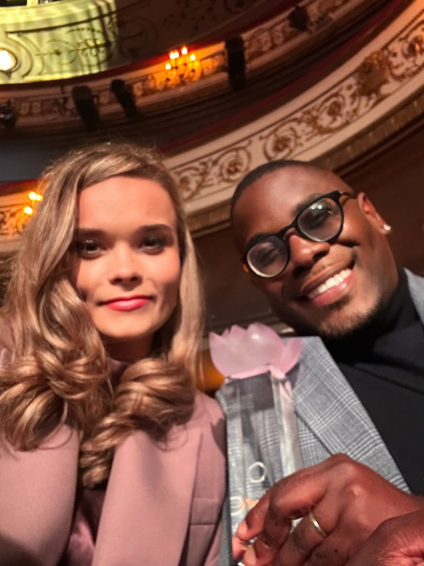 Succès gabonais à Paris : « Le Chic, le Choc, l’Échec » entre dans l’histoire