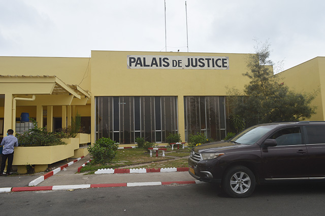 Libreville : tentative d’incendie au tribunal après la disparition d’un dossier foncier