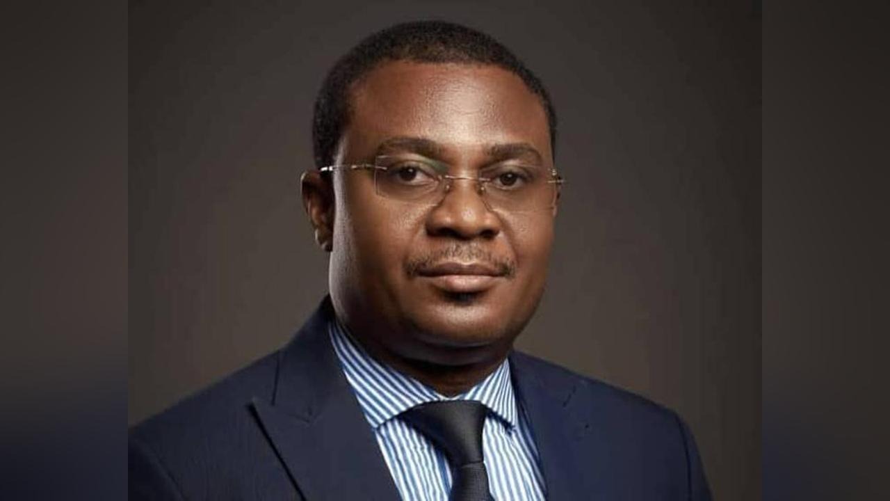 Gabon : Joseph Lapensée Essingone propose une réforme fiscale pour booster les recettes