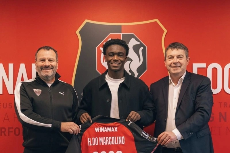 Football : Henrick Do Marcolino signe son premier contrat professionnel avec le Stade Rennais