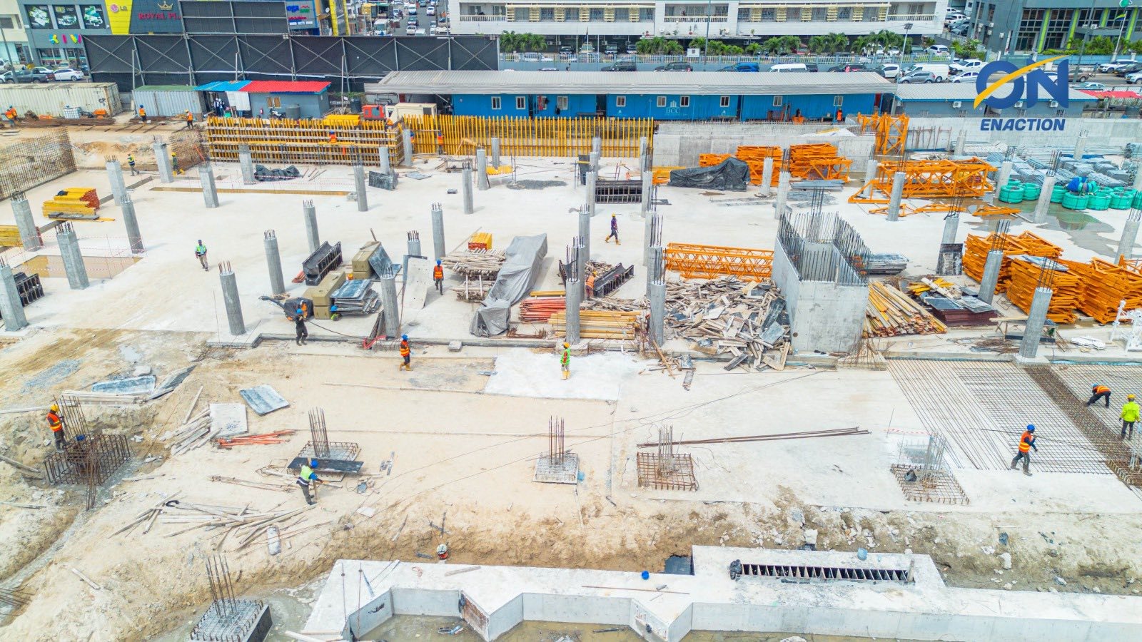  Anges Kevin NZIGOU présent la vision de la plateforme