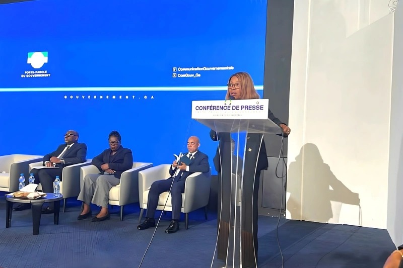  Anges Kevin NZIGOU présent la vision de la plateforme