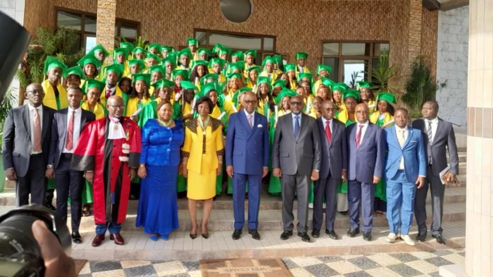 Éducation  L’UIL-BJ: Consécration de sa première promotion de docteurs et célébrations de 96 diplômés