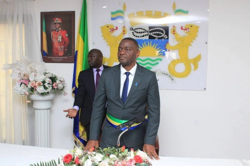  Anges Kevin NZIGOU présent la vision de la plateforme