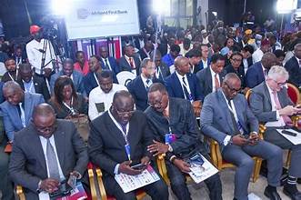  Anges Kevin NZIGOU présent la vision de la plateforme