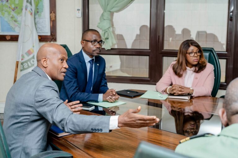 Gabon : le gouvernement prend des mesures drastiques pour sauver la mangrove de Mindoubé