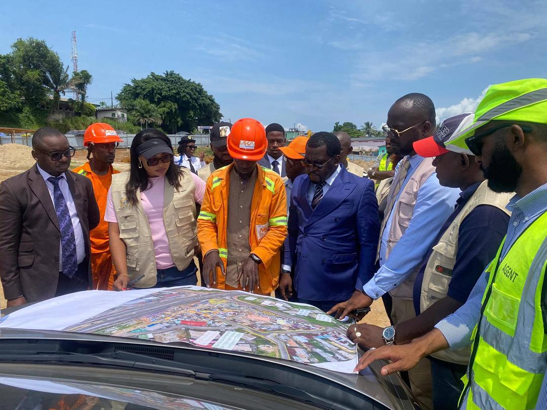 Libreville : Construction prochaine d’un plateau sportif et des toilettes publiques au cartier charbonnage.