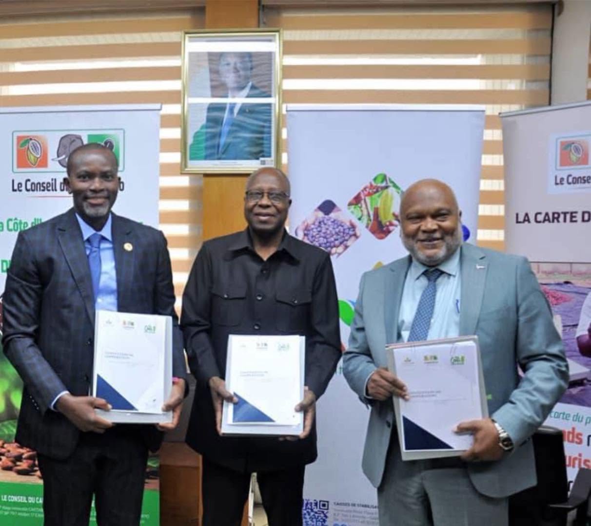  Anges Kevin NZIGOU présent la vision de la plateforme
