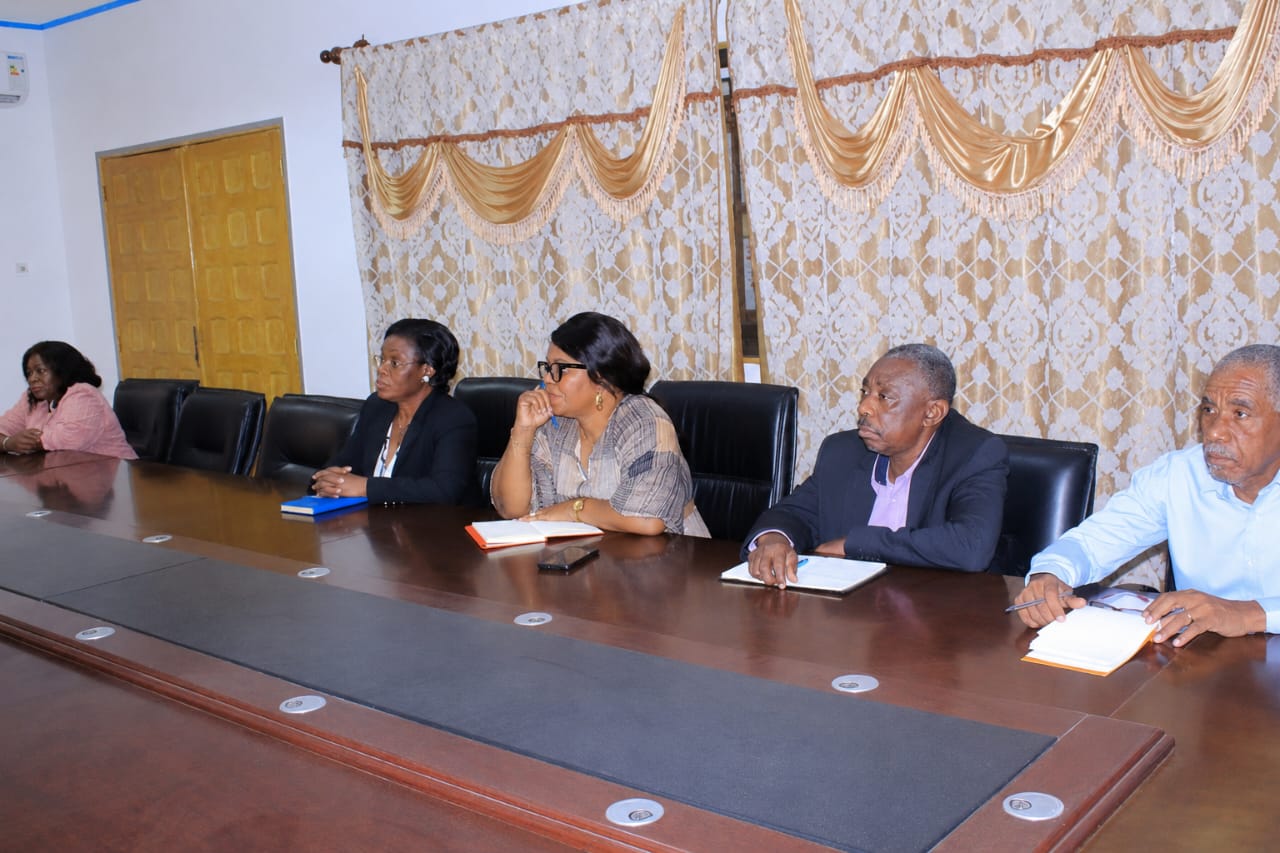  Anges Kevin NZIGOU présent la vision de la plateforme