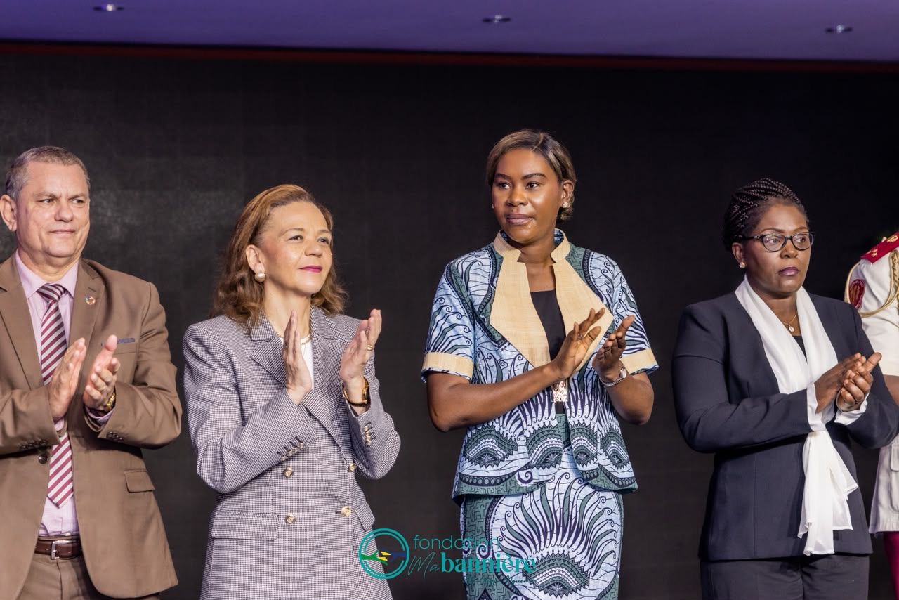  Anges Kevin NZIGOU présent la vision de la plateforme