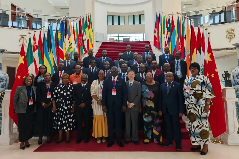 Coopération Gabon–Chine : des partis politiques en séminaire à Beijing