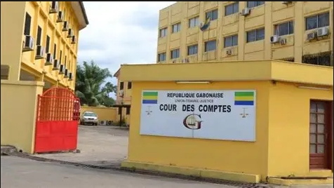  Anges Kevin NZIGOU présent la vision de la plateforme