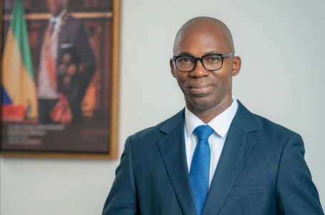  Anges Kevin NZIGOU présent la vision de la plateforme