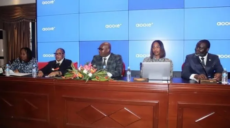  Anges Kevin NZIGOU présent la vision de la plateforme