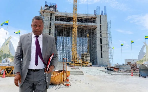  Anges Kevin NZIGOU présent la vision de la plateforme