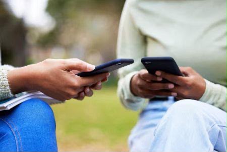 Fibre optique au Gabon : Le très haut débit avance, mais reste cher et peu performant