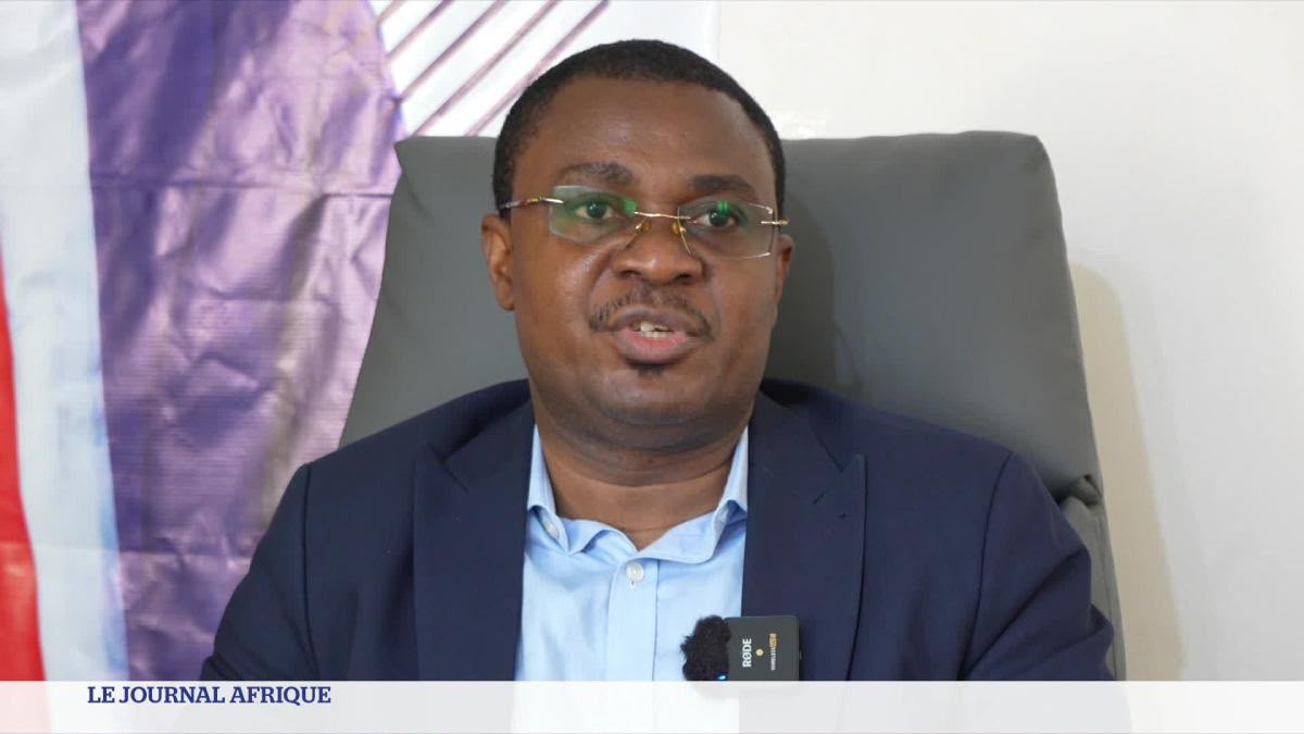  Anges Kevin NZIGOU présent la vision de la plateforme