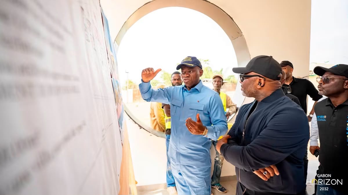  Anges Kevin NZIGOU présent la vision de la plateforme