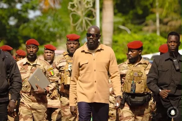 Guinée :  Le  Président Mamadi Doumbouya radie 173 militaires pour désertion