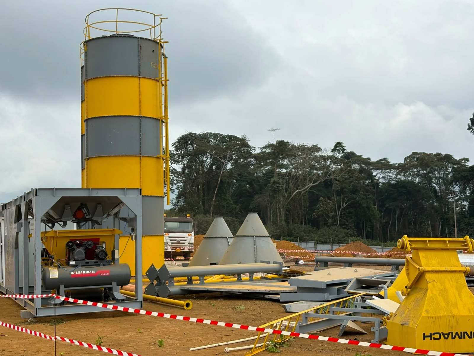 Makokou : une nouvelle centrale à béton pour accélérer les chantiers dans la commune
