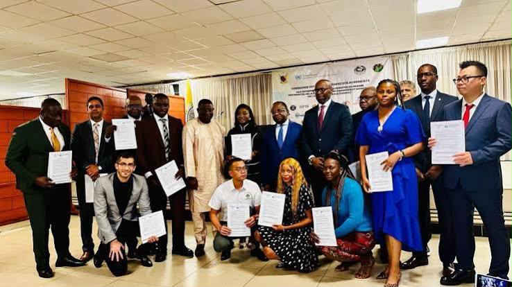  Anges Kevin NZIGOU présent la vision de la plateforme