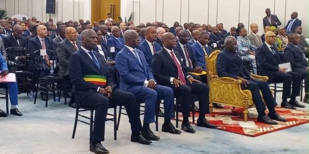  Anges Kevin NZIGOU présent la vision de la plateforme