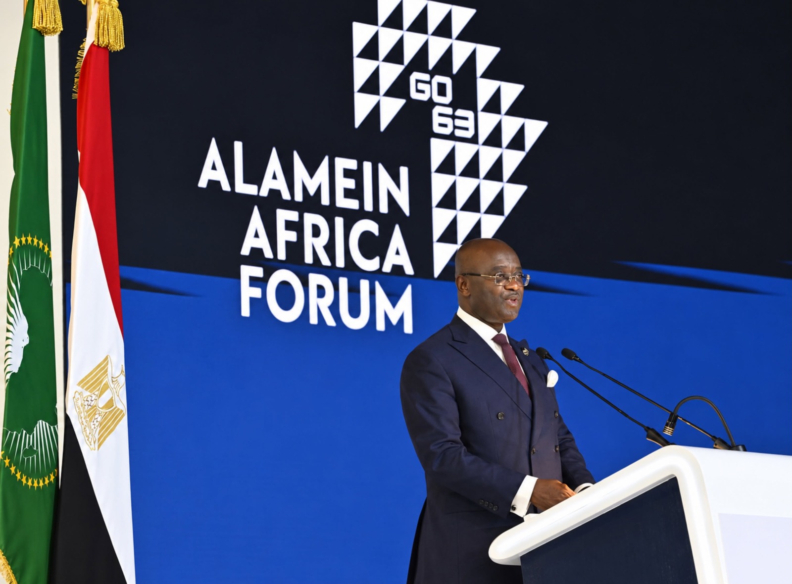  Anges Kevin NZIGOU présent la vision de la plateforme