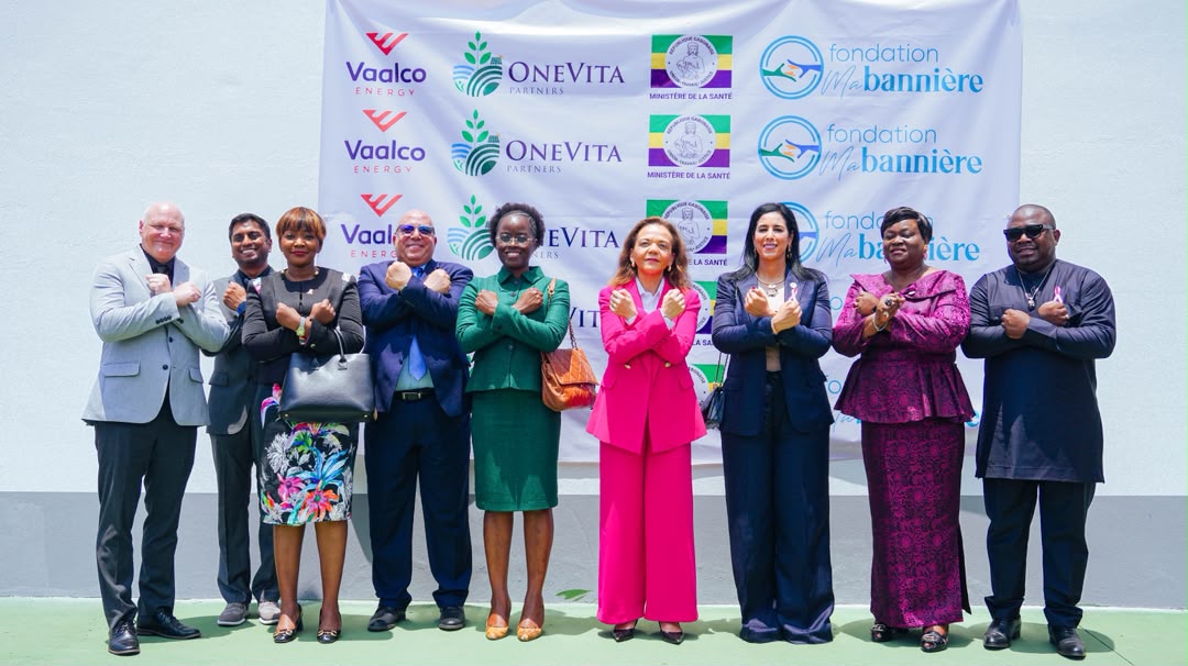  Anges Kevin NZIGOU présent la vision de la plateforme
